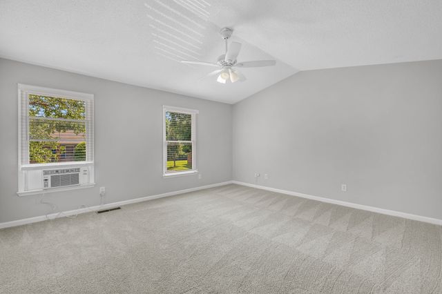 523 Williamsburg Dr, Nashville, TN 37214