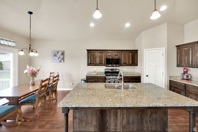 2531 N 1000 E, Layton, UT 84040