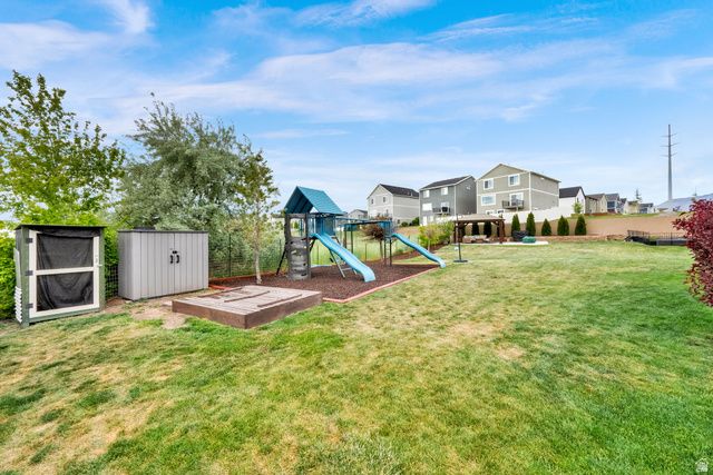 2531 N 1000 E, Layton, UT 84040