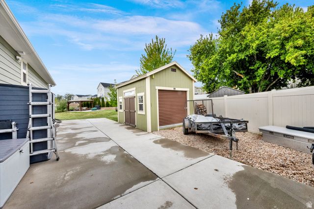 2531 N 1000 E, Layton, UT 84040