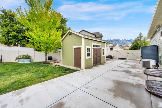2531 N 1000 E, Layton, UT 84040