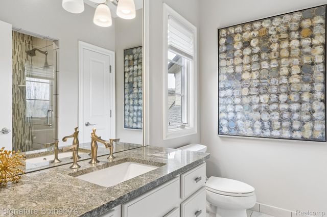 4911 Pinnacle Boulevard, Oakland Charter Township, MI 48306