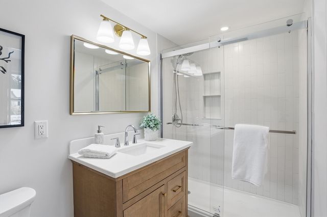 4 Littlefield Rd, Acton, MA 01720