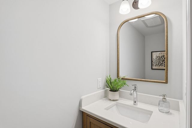 4 Littlefield Rd, Acton, MA 01720