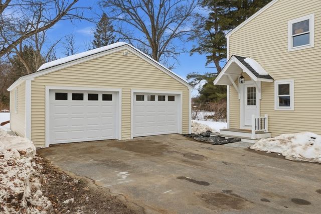 4 Littlefield Rd, Acton, MA 01720