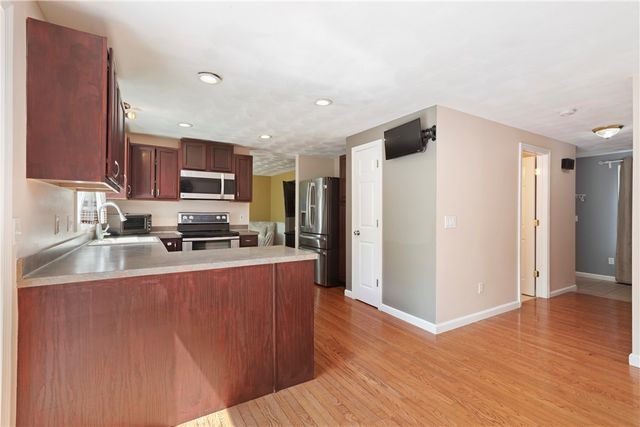 210 Morris Street, Cumberland, RI 02864