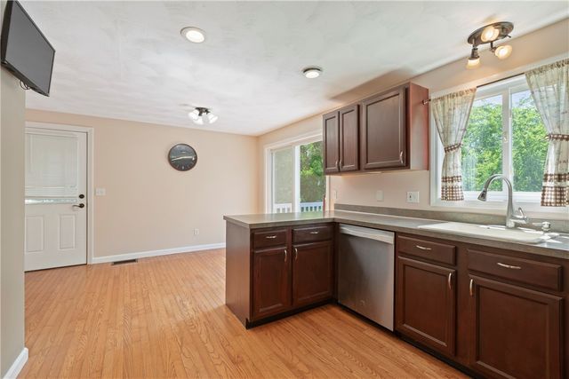 210 Morris Street, Cumberland, RI 02864
