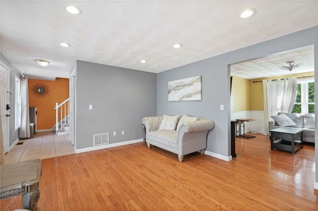 210 Morris Street, Cumberland, RI 02864