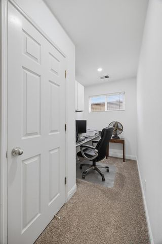 3223 W Sedona Avenue, Visalia, CA 93291