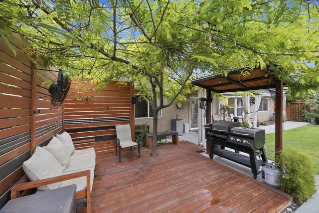 3223 W Sedona Avenue, Visalia, CA 93291