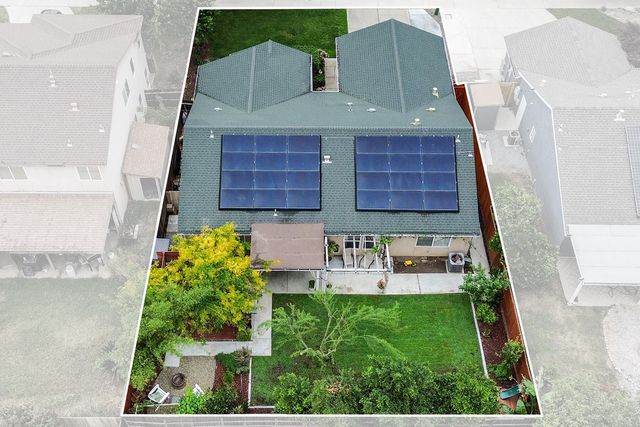 3223 W Sedona Avenue, Visalia, CA 93291