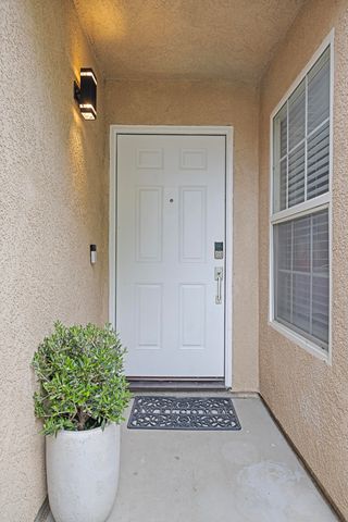 3223 W Sedona Avenue, Visalia, CA 93291