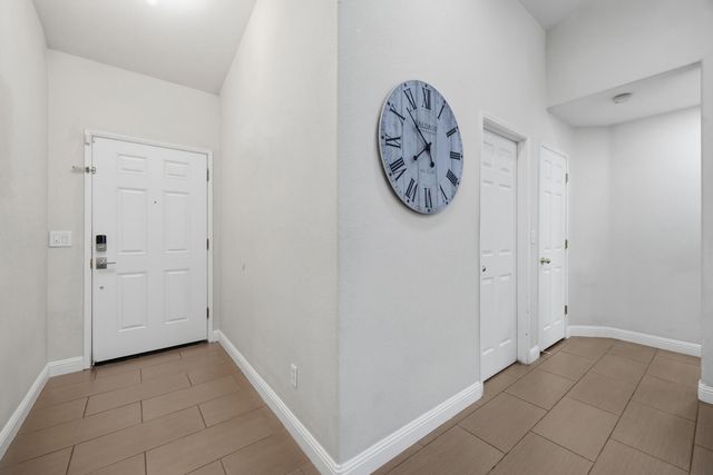 3223 W Sedona Avenue, Visalia, CA 93291