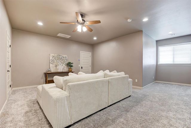18513 Haslemere Lane, Edmond, OK 73012