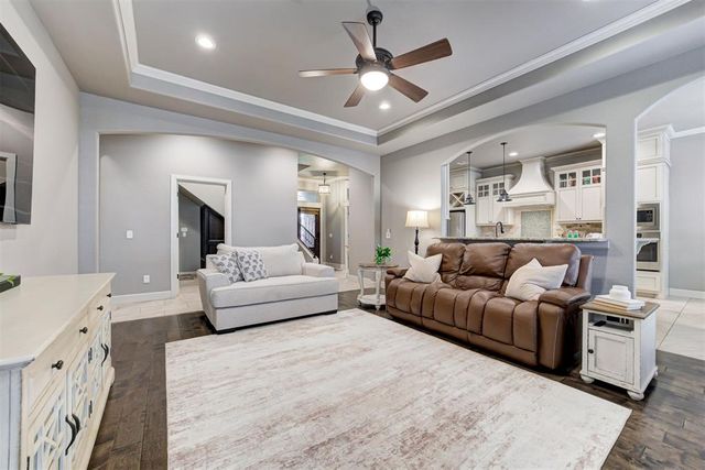 18513 Haslemere Lane, Edmond, OK 73012