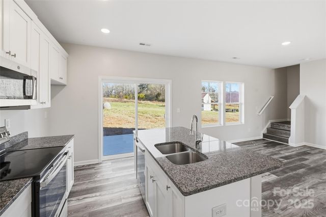 1532 Null Road, Lincolnton, NC 28092