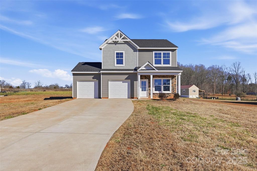 1532 Null Road, Lincolnton, NC 28092