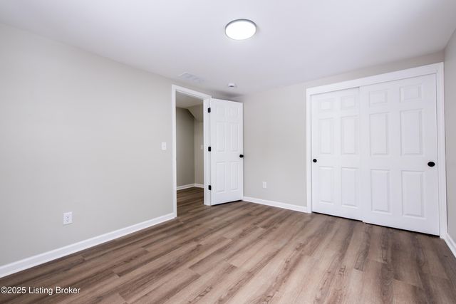 3818 Jewell Ave, Louisville, KY 40212