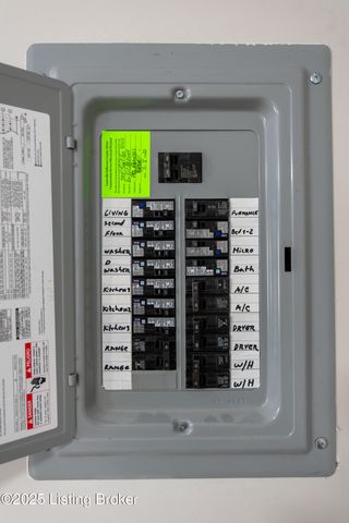 3818 Jewell Ave, Louisville, KY 40212