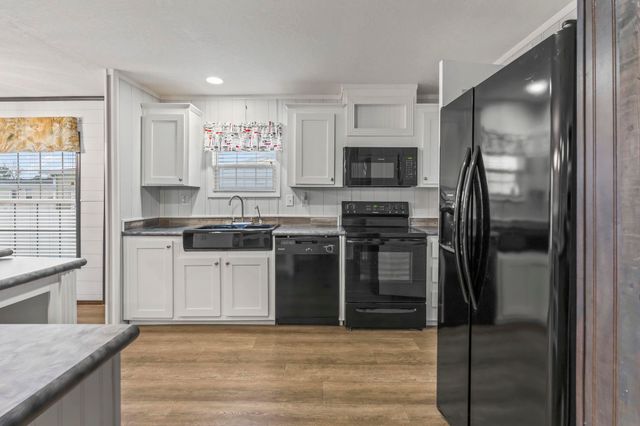 136 Shetland Woods Dr., Myrtle Beach, SC 29577