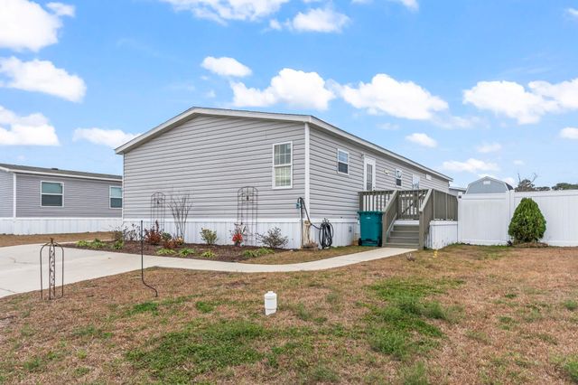 136 Shetland Woods Dr., Myrtle Beach, SC 29577