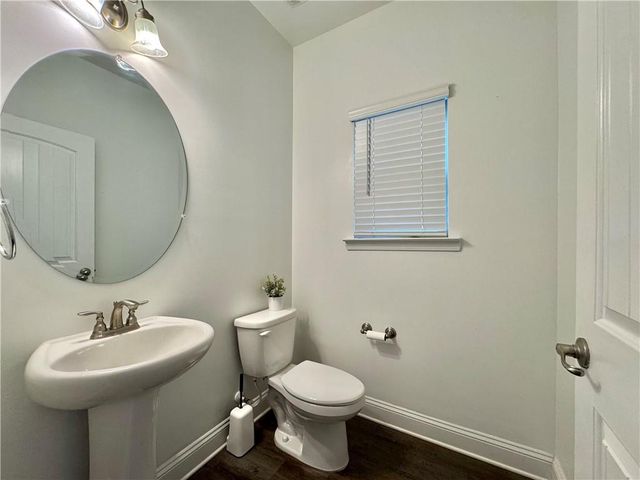 320 Brooks Village Drive, Pendergrass, GA 30567