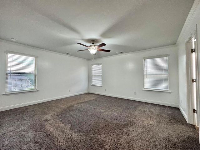 320 Brooks Village Drive, Pendergrass, GA 30567