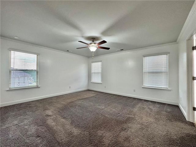 320 Brooks Village Drive, Pendergrass, GA 30567