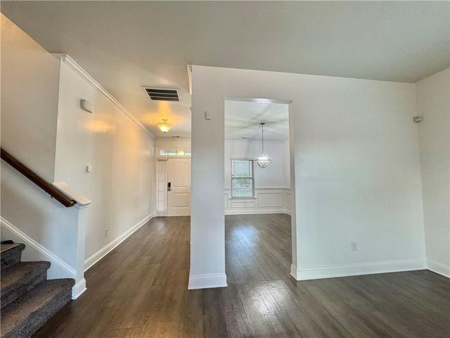 320 Brooks Village Drive, Pendergrass, GA 30567