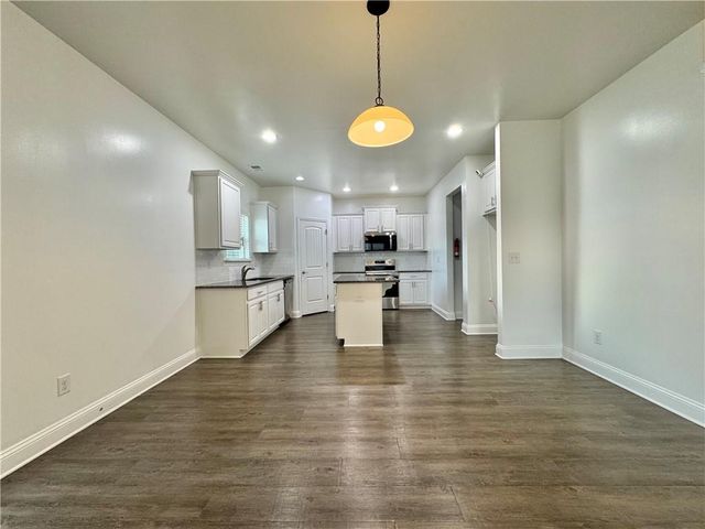 320 Brooks Village Drive, Pendergrass, GA 30567