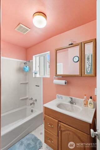 911 Martin Luther King Jr Way, Seattle, WA 98122