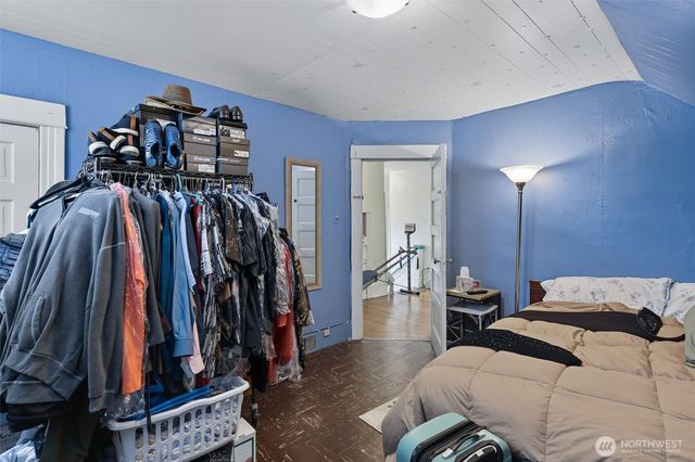 911 Martin Luther King Jr Way, Seattle, WA 98122