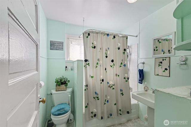 911 Martin Luther King Jr Way, Seattle, WA 98122