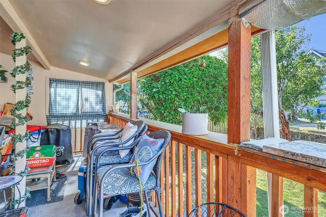 911 Martin Luther King Jr Way, Seattle, WA 98122