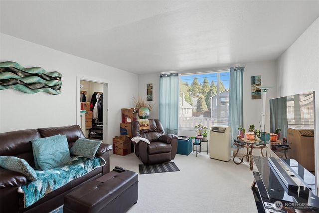 911 Martin Luther King Jr Way, Seattle, WA 98122