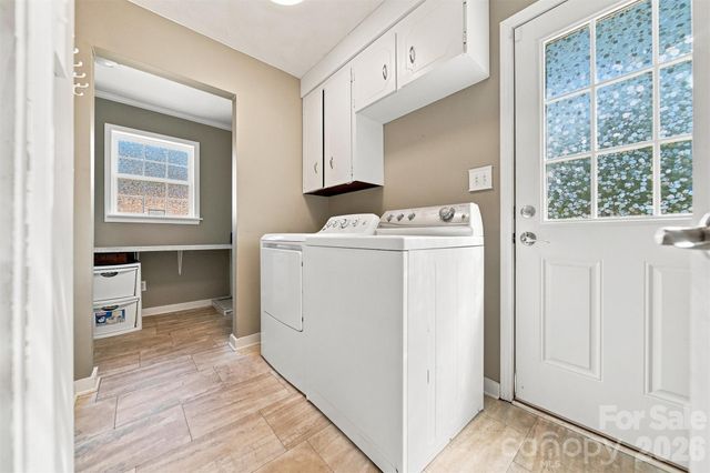 4948 Betty Drive NE, Hickory, NC 28601