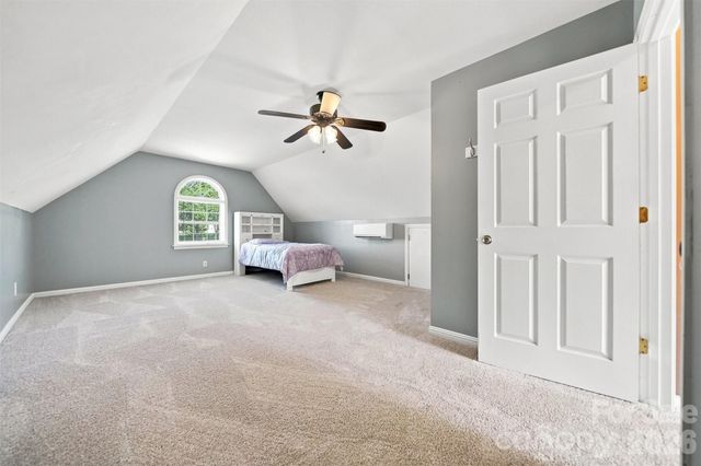4948 Betty Drive NE, Hickory, NC 28601