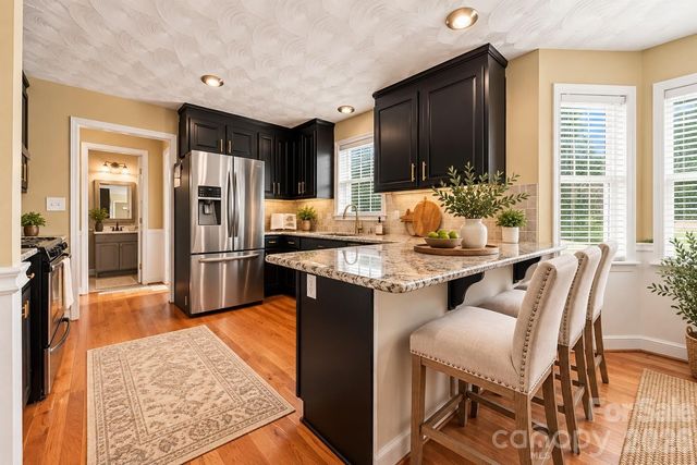 4948 Betty Drive NE, Hickory, NC 28601