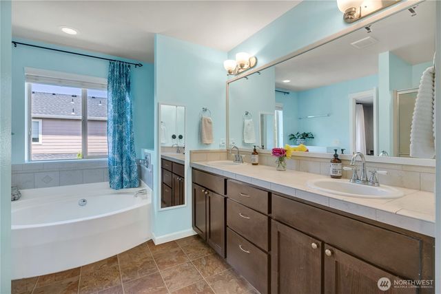 3823 Wildspitz Street SE, Lacey, WA 98503