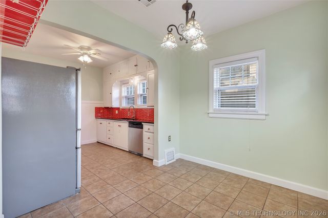 109 E 26th Place, Tulsa, OK 74114