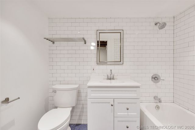 109 E 26th Place, Tulsa, OK 74114