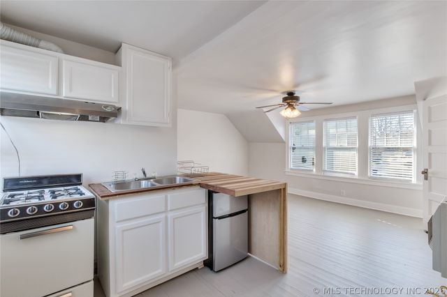 109 E 26th Place, Tulsa, OK 74114