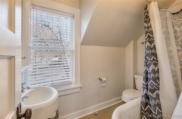 109 E 26th Place, Tulsa, OK 74114