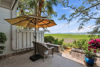 2 William Hilton Pkwy Apt 103, Hilton Head Island, SC 29926