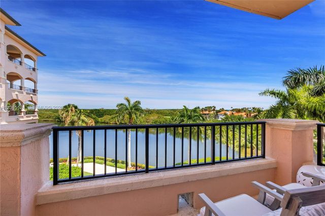 13647 Deering Bay Drive 142, Coral Gables, FL 33158