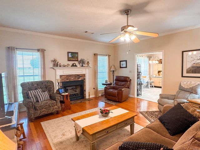 1502 Lauren, Searcy, AR 72143