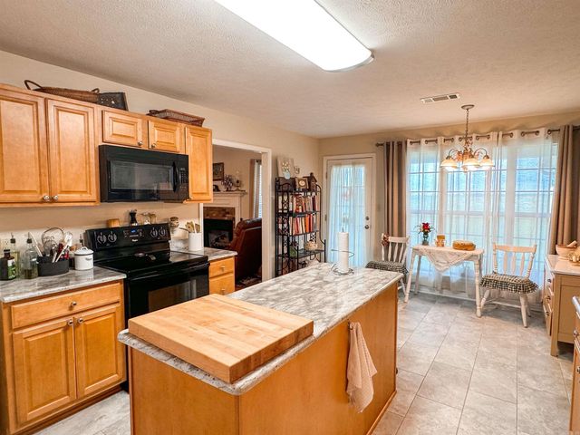 1502 Lauren, Searcy, AR 72143