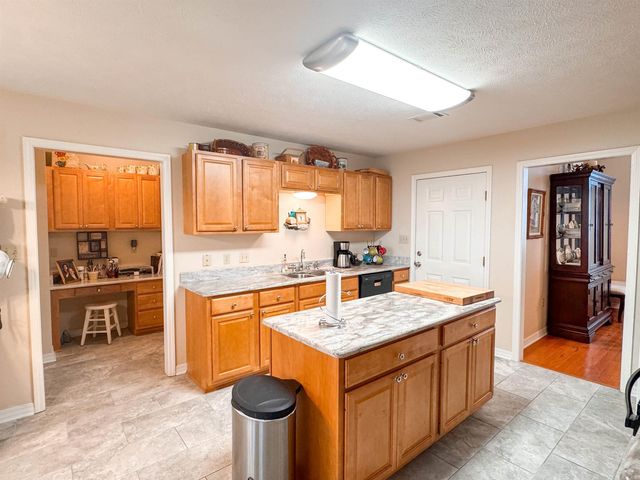 1502 Lauren, Searcy, AR 72143