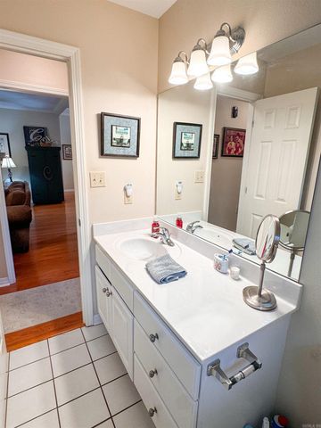 1502 Lauren, Searcy, AR 72143