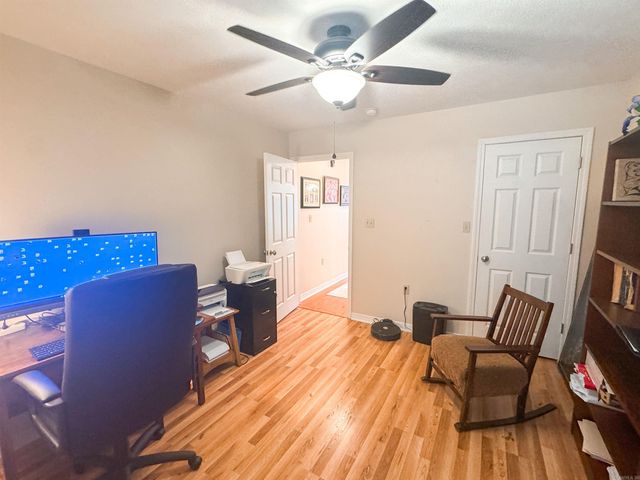 1502 Lauren, Searcy, AR 72143